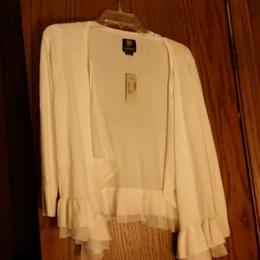 American Eagle large white sweater, nwt